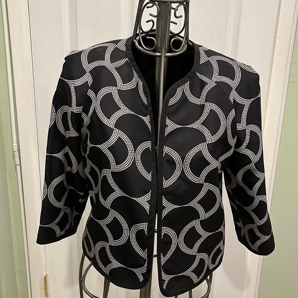 Kasper 4p 100% silk 3/4 sleeve jacket